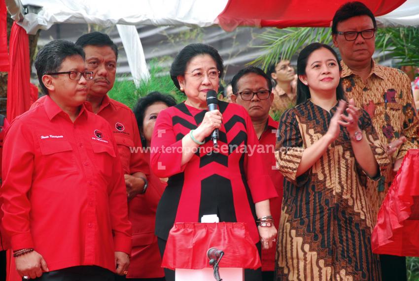 98Megawati.jpg