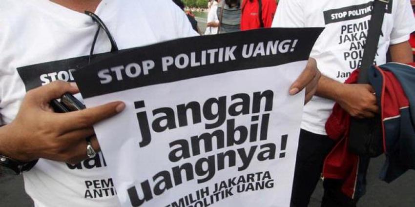 8120140407_085041_STOP_politikUang.jpeg