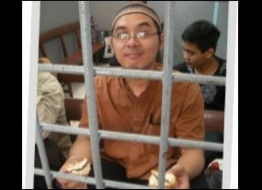 66160114232259-ini-profil-singkat-bahrun-naim-yag-disebut-dalang-teror-sarinah.jpg