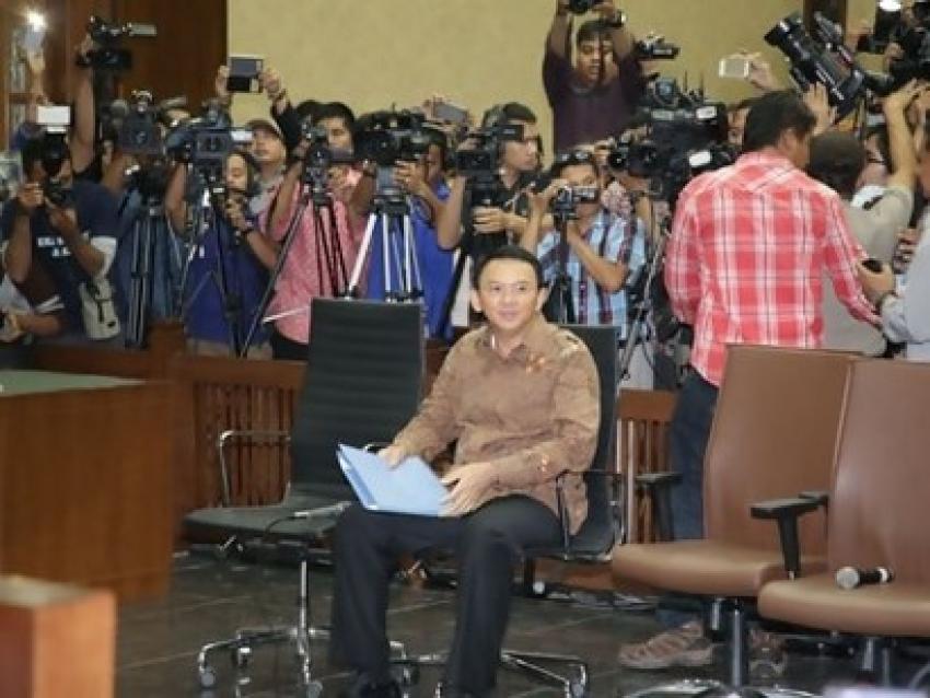 10ahok-sidang-tipikor.jpg