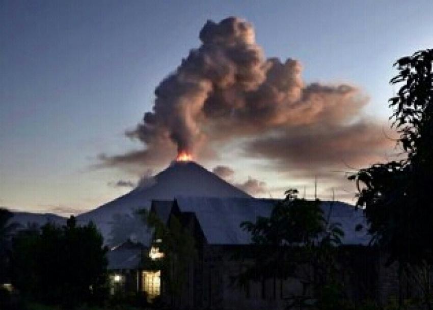 Waspada, Letusan Uap Gunung Lokon Bisa Terjadi Lagi