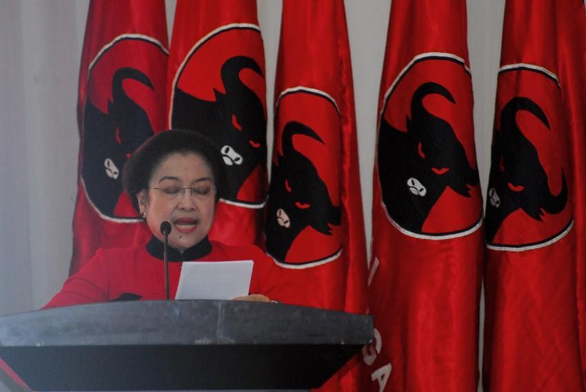 56megawati-indra.jpg