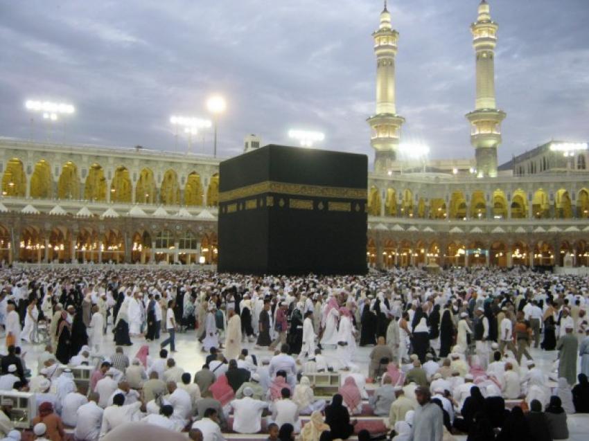 10150324035641-berhaji-hanya-sekali-seumur-hidup.jpg
