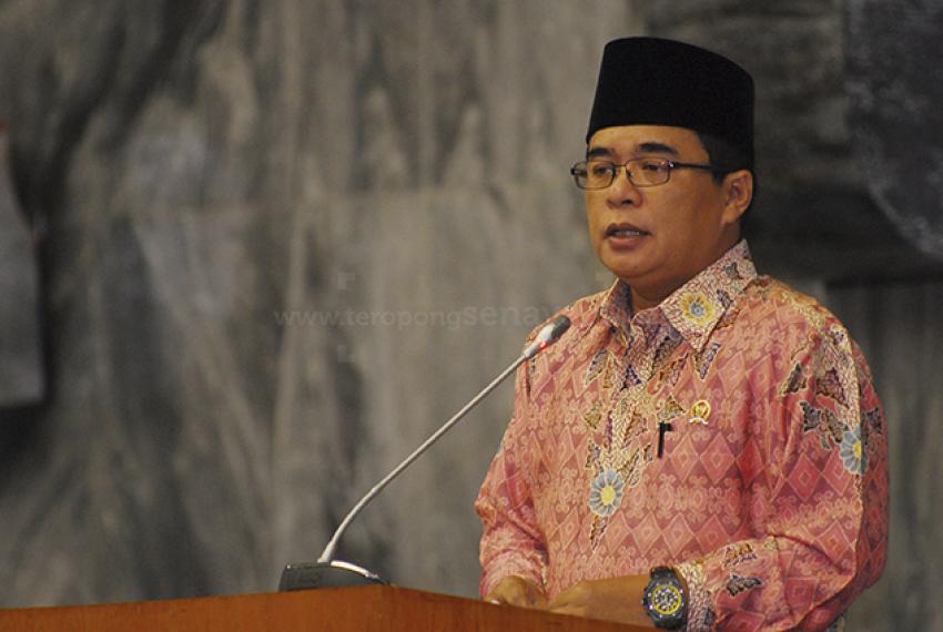 75(Golkar)AdeKomarudin.jpg