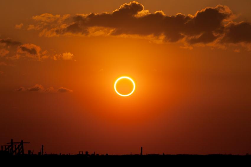 70eclipserare.jpg