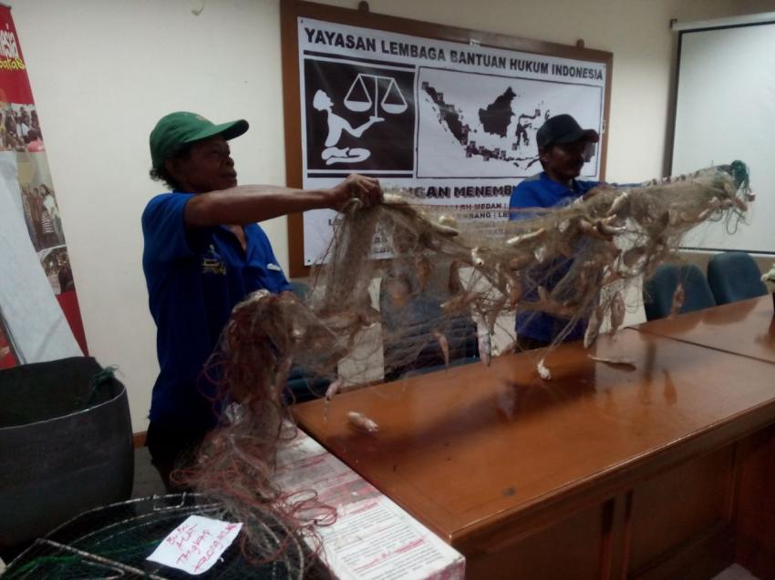 95nelayan-muara-angke.jpg
