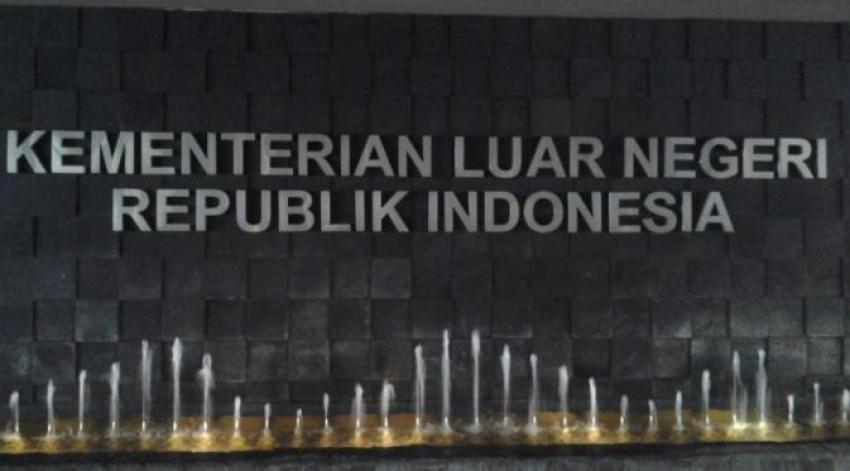 90Kemenlu.jpg