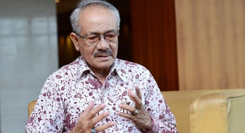 14AmirHamzah_edit-640x350.jpg