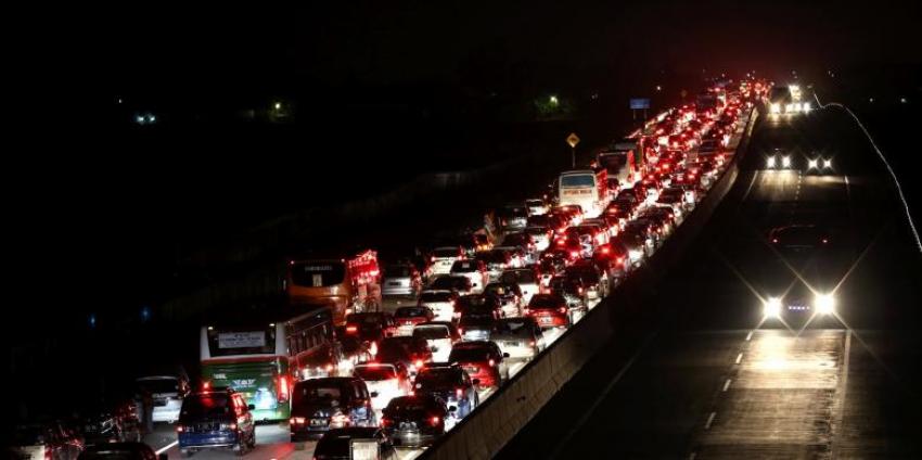 55macet.jpg