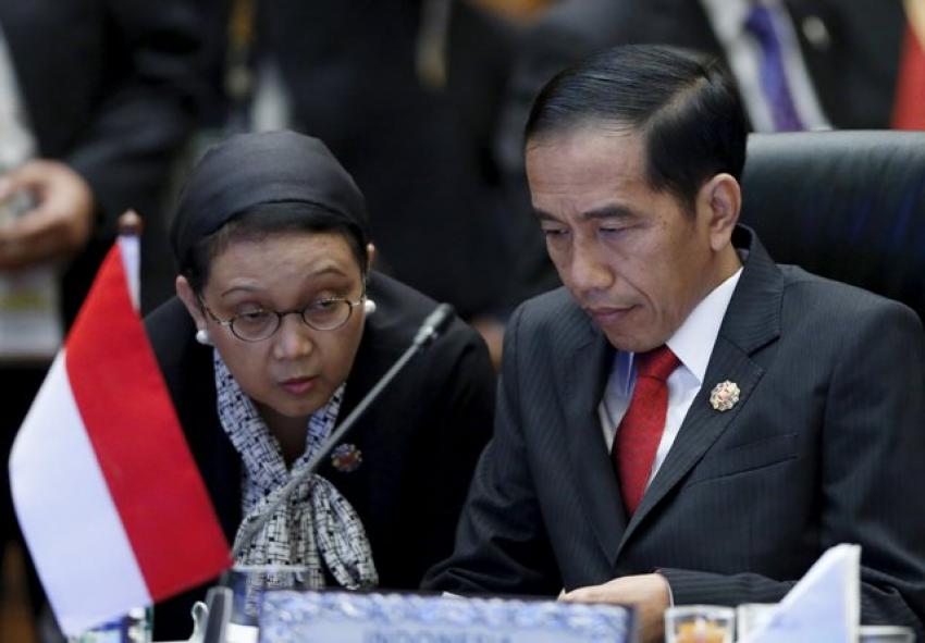 6Jokowidanmenlu.jpg