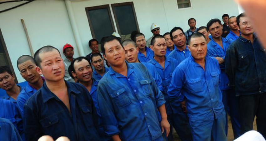 36pekerja-china.jpg