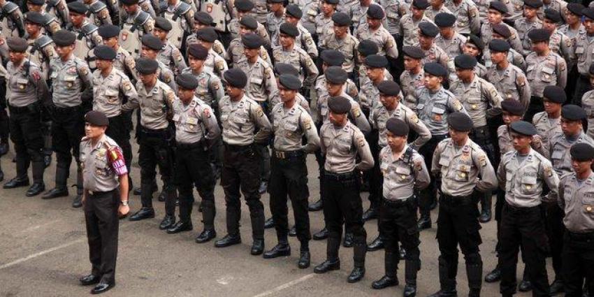 75polisi.jpg