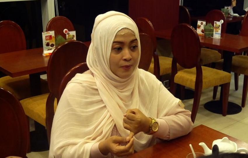 52Fahira-Idris.jpg