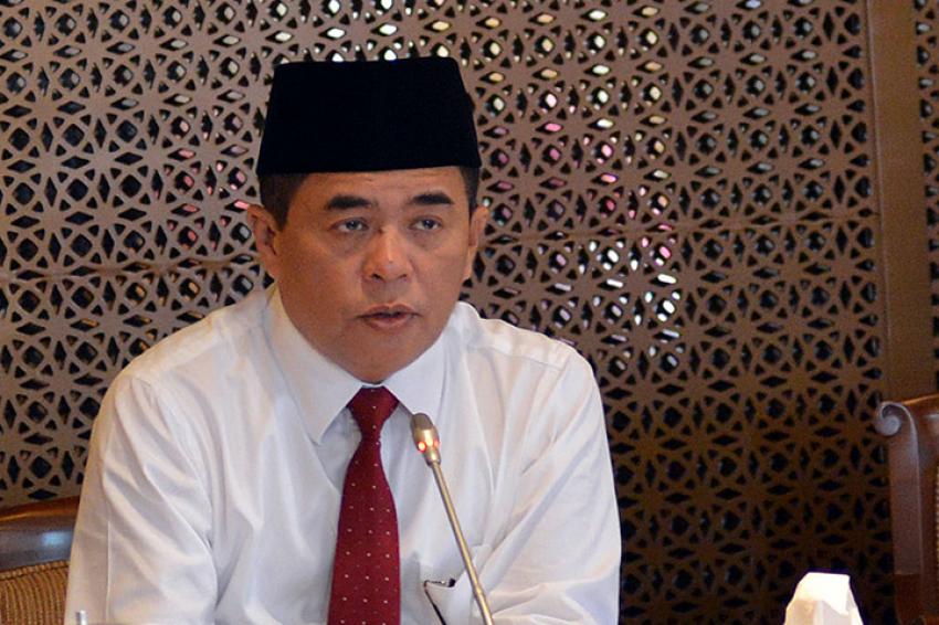 11ade-komarudin.jpg