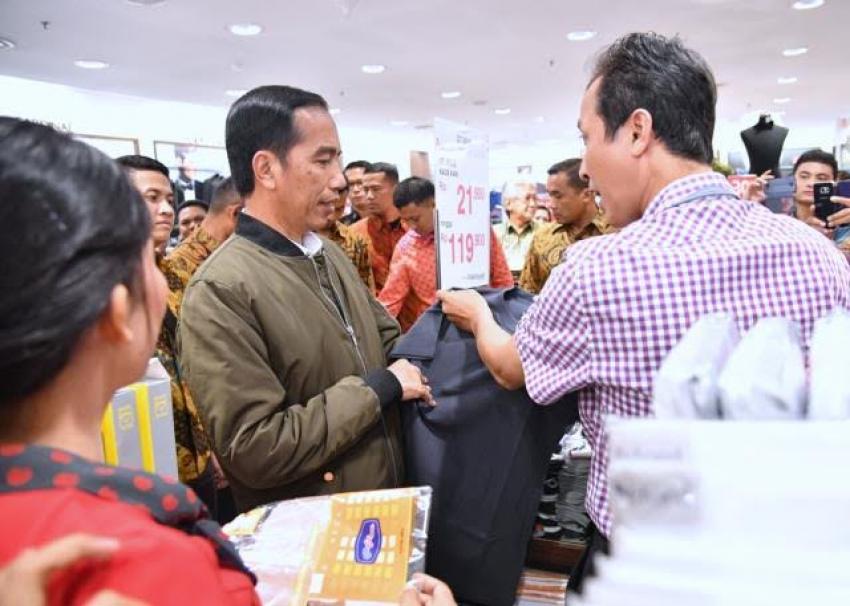 13jokowidanjaket.jpg