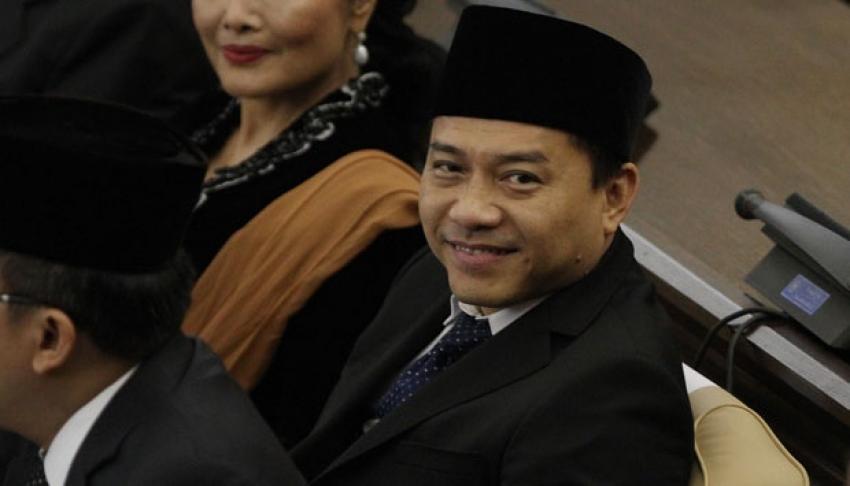 10ananghermansyah.jpg