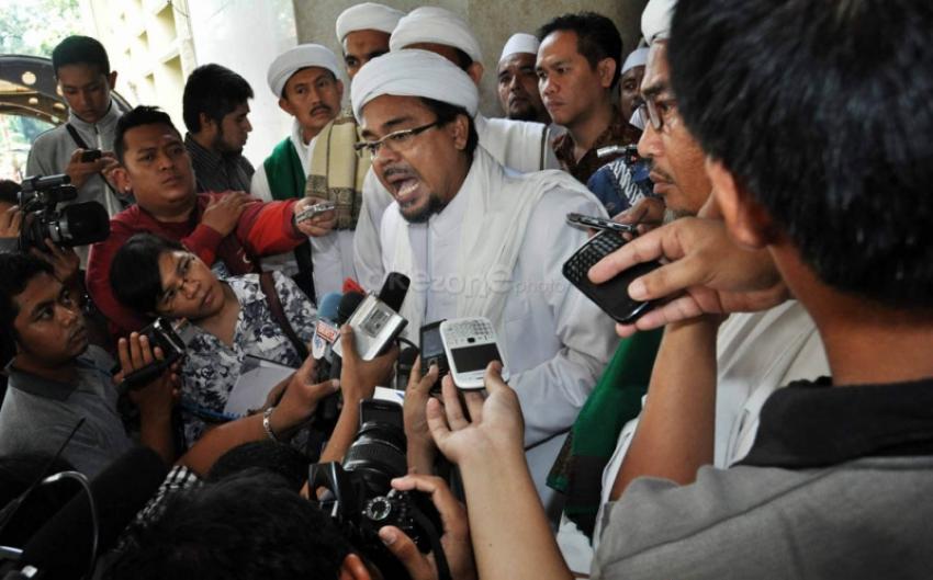 10habibrizieq2.jpg
