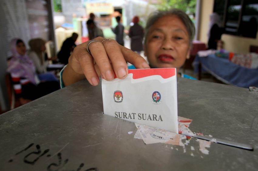 77Pilkadalangsung.jpg