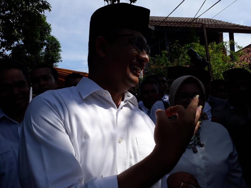 22anies-nyoblos.jpg