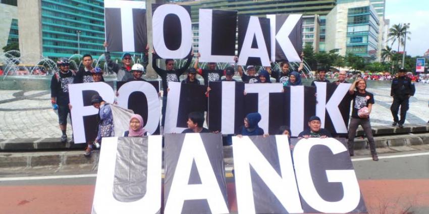 84tolak.jpg