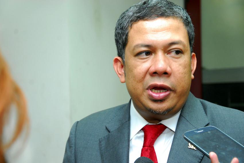 Pengamat Fahri Hamzah Singa Senayan Yang Mengaum Sendirian