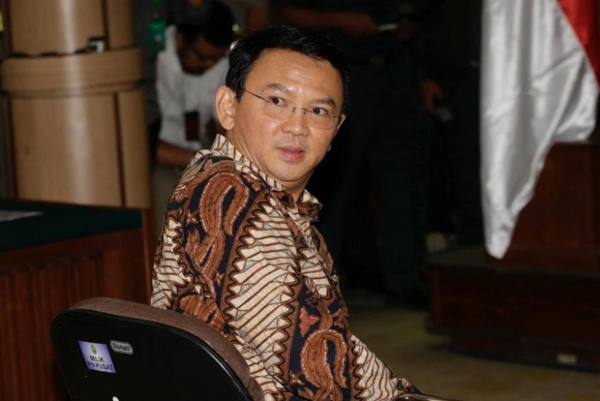 9Ahok-sidang.jpg