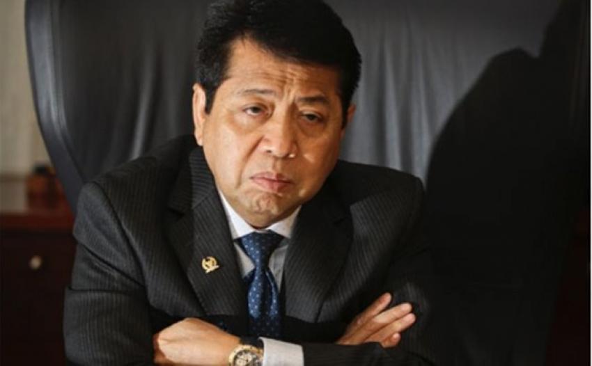 27setya-novanto-mundur-5833c0342523bd6005f31dfa.jpg