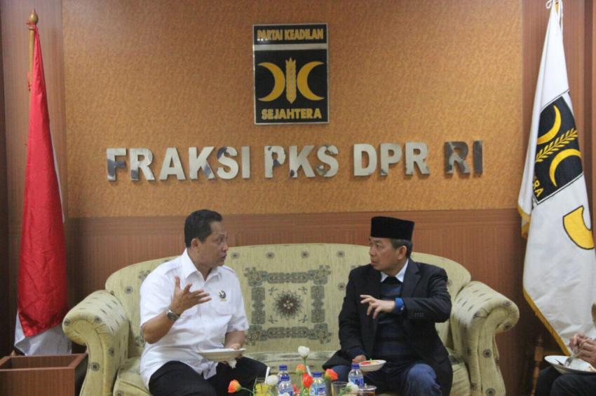 41Jazuli-Buwas.jpg