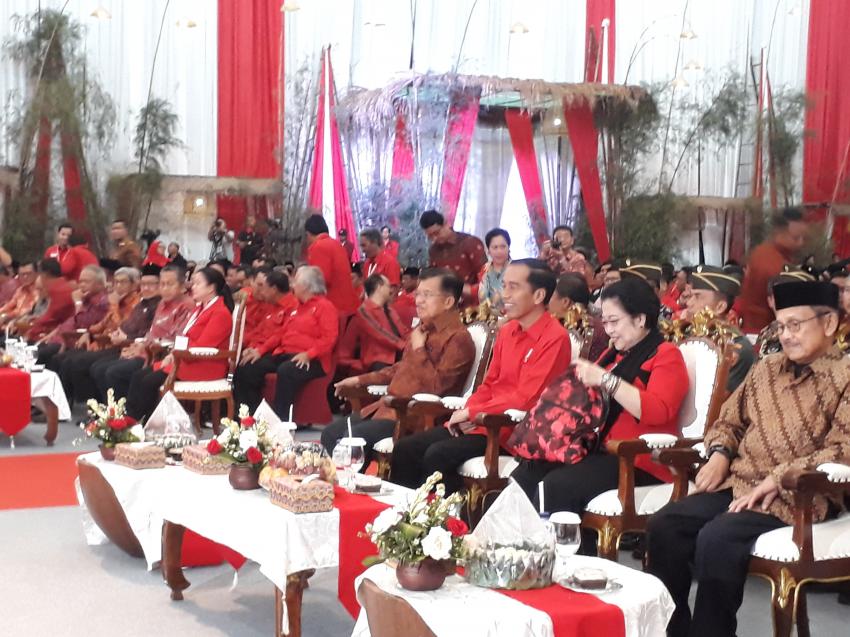 64Jokowi-Rakerna-PDIP.jpg