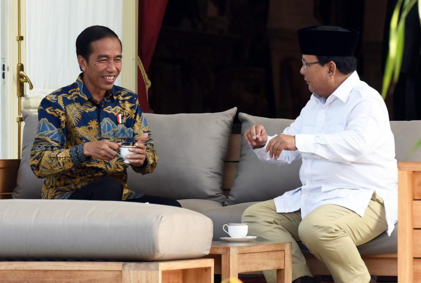 22Prabowo-Jokowi-Ngopi.jpg