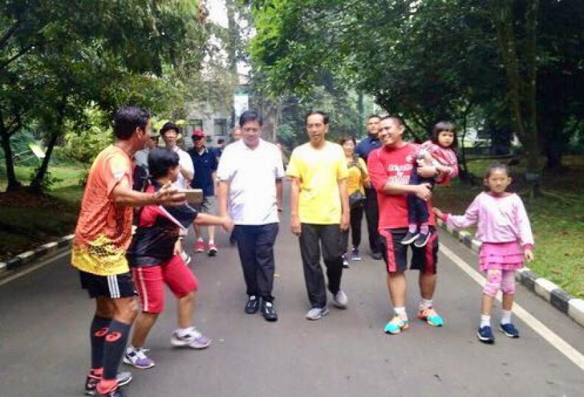 72Jokowi-Airlangga.jpg