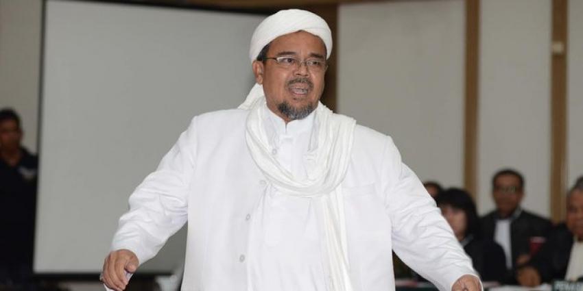 38Habib-Rizieq-Alus.jpg