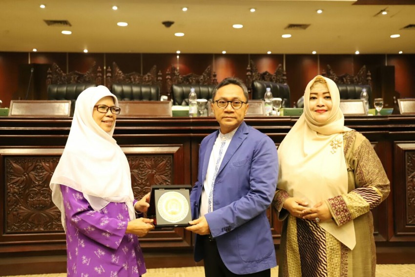 62Zulkifli-Politik-Uang.jpg.jpg