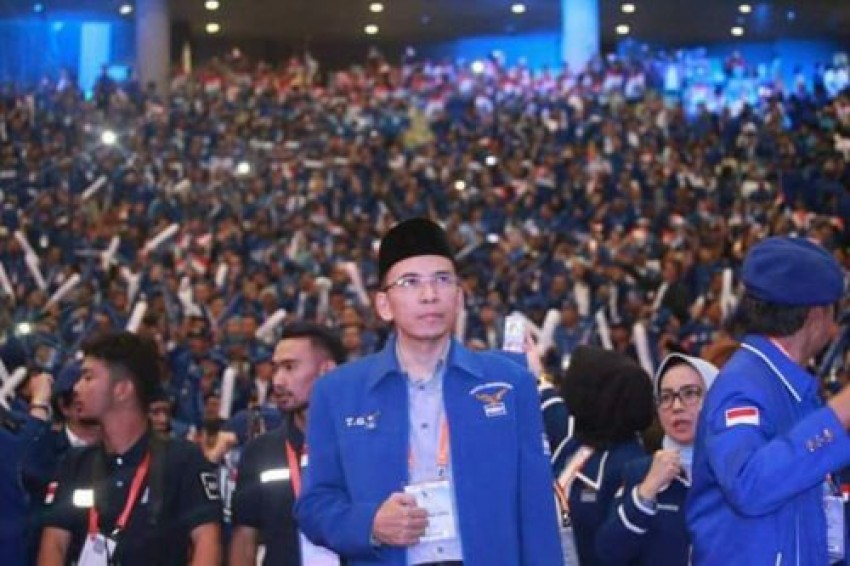 18Tuan-Guru-Bajang-Demokrat.jpg.jpg