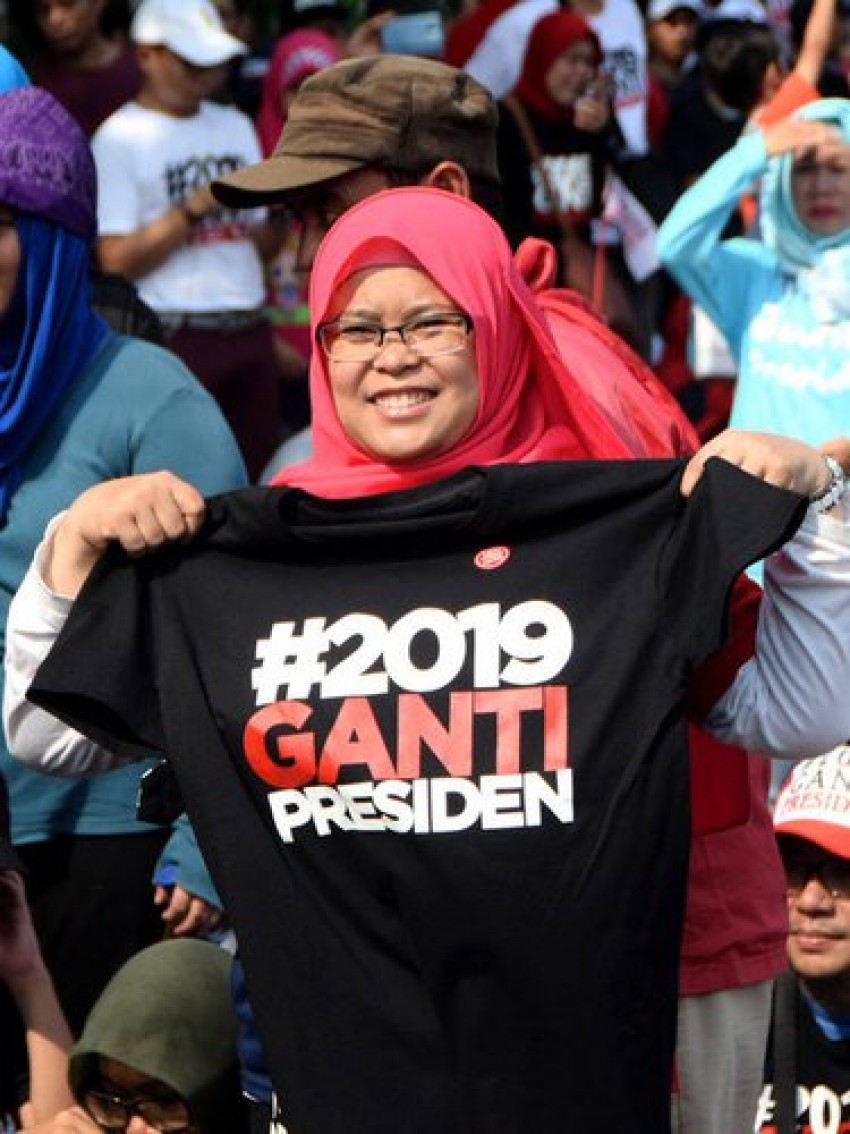 42019gantipresiden-tirto-mico-3_ratio-3x4.jpg.jpg