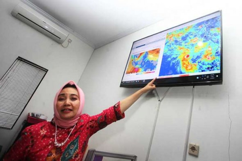 Warga Kalbar Mematuhi Imbauan BMKG Saat Gempa Susulan