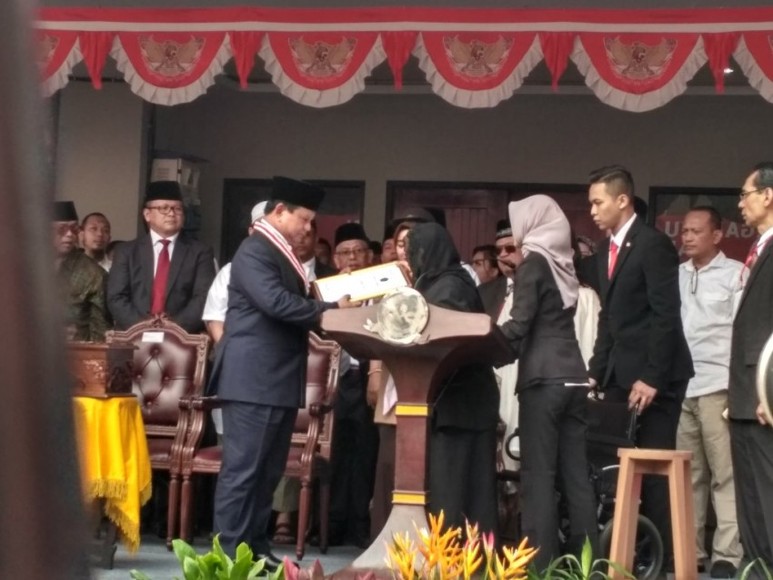 28Prabowo-Penghargaan-Enjang.jpg.jpg