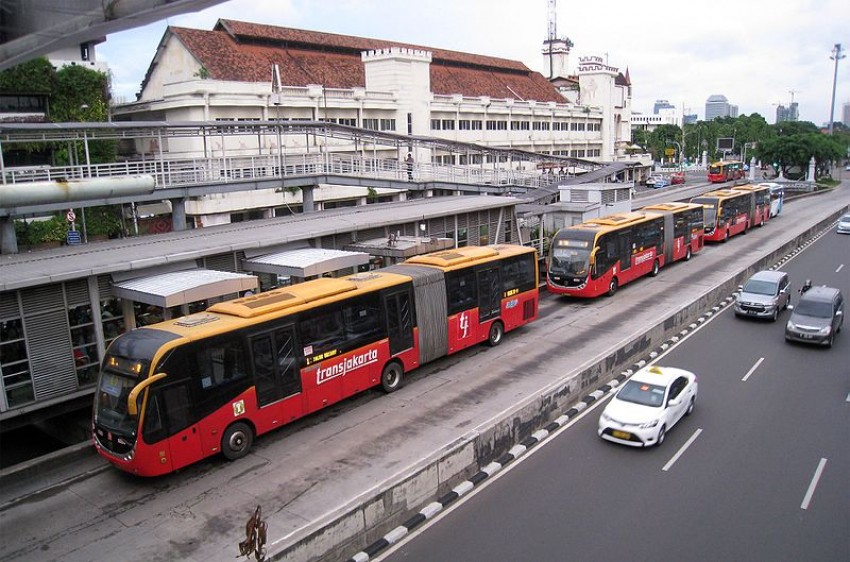 21Harmoni_Central_Busway_Transjakarta_1.JPG.JPG