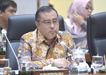 Waka Komisi IX DPR: Penyerapan Tenaga Kerja Lokal di Proyek Lotte Chemical Banten Harus Jadi Prioritas! tscom_news_photo_1763024199.jpeg